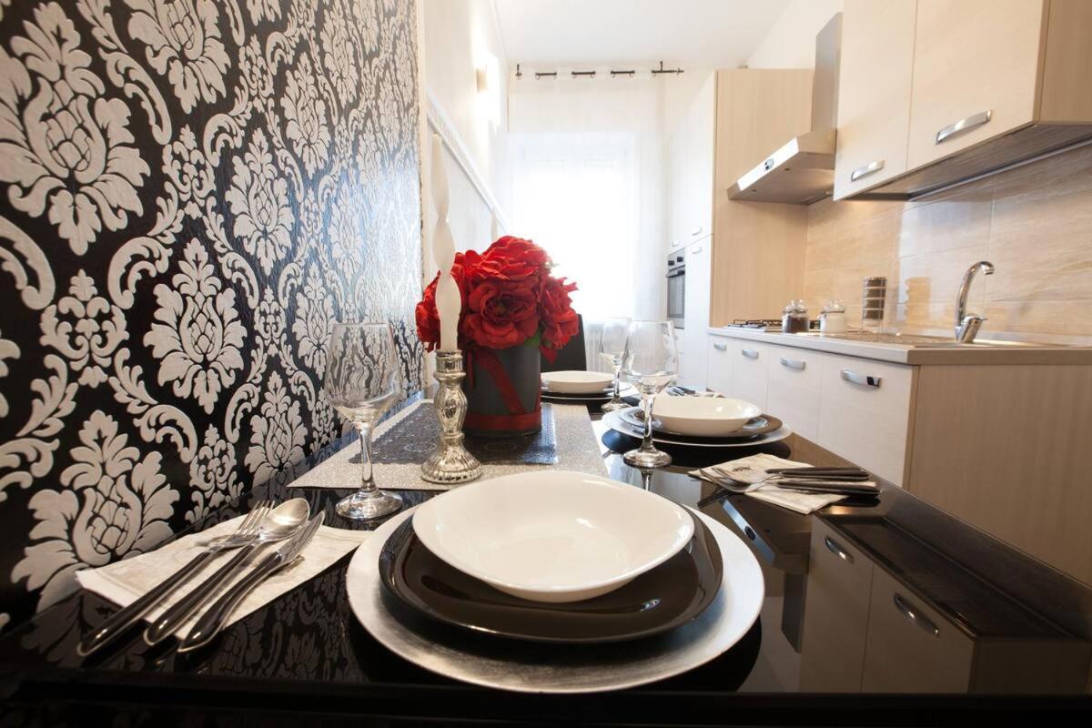 Residenza Alexander Luxury 1 Apartment Верона Екстериор снимка